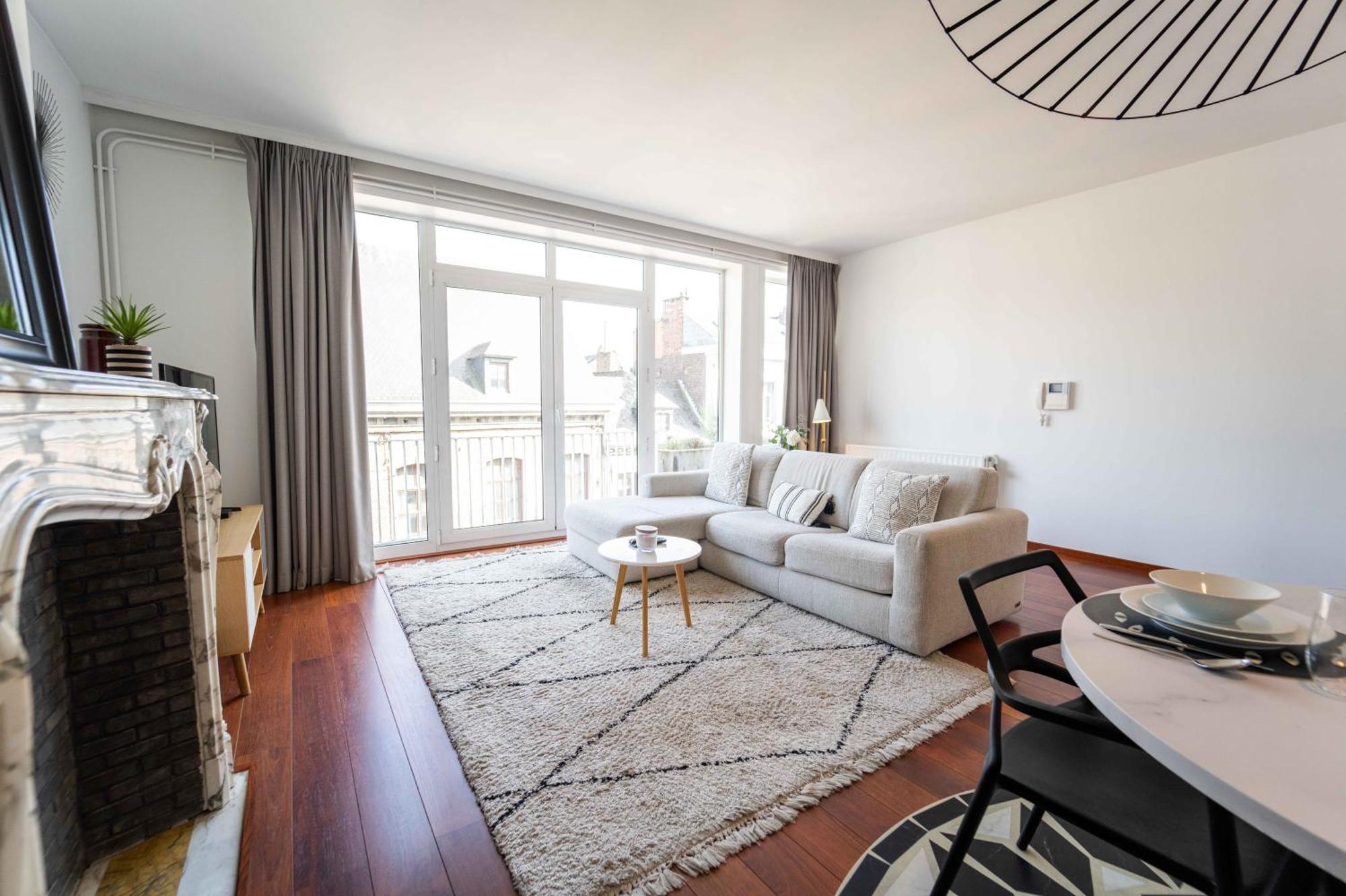 Apartamento Luxury Apart' Mons City Center With Terrace Exterior foto