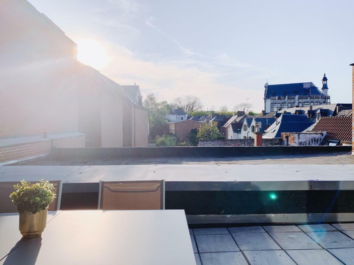 Apartamento Luxury Apart' Mons City Center With Terrace Exterior foto